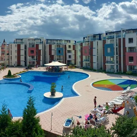 Apartament апартамент близо до морето в Sun City 1 -слънчев бряг *